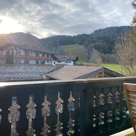 Sonnhof Tegernsee - Zentral Und Perfekt Fuer Urlaub & Arbeit Apartment Bad Wiessee