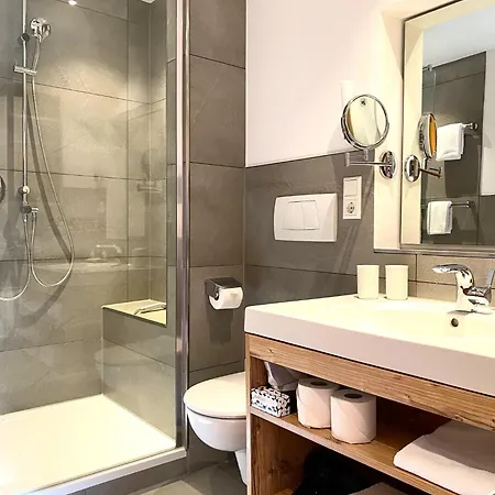 Sonnhof Tegernsee - Zentral Und Perfekt Fuer Urlaub & Arbeit Appartement *